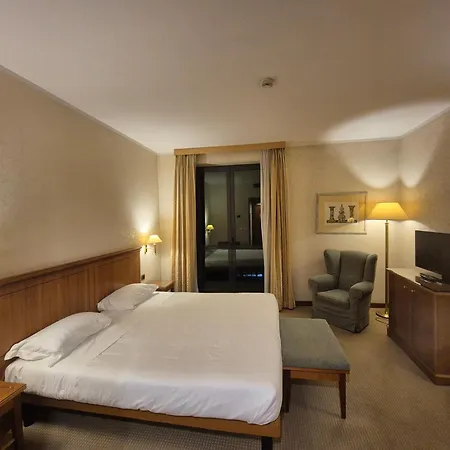 Hotel Excelsior Magenta-3